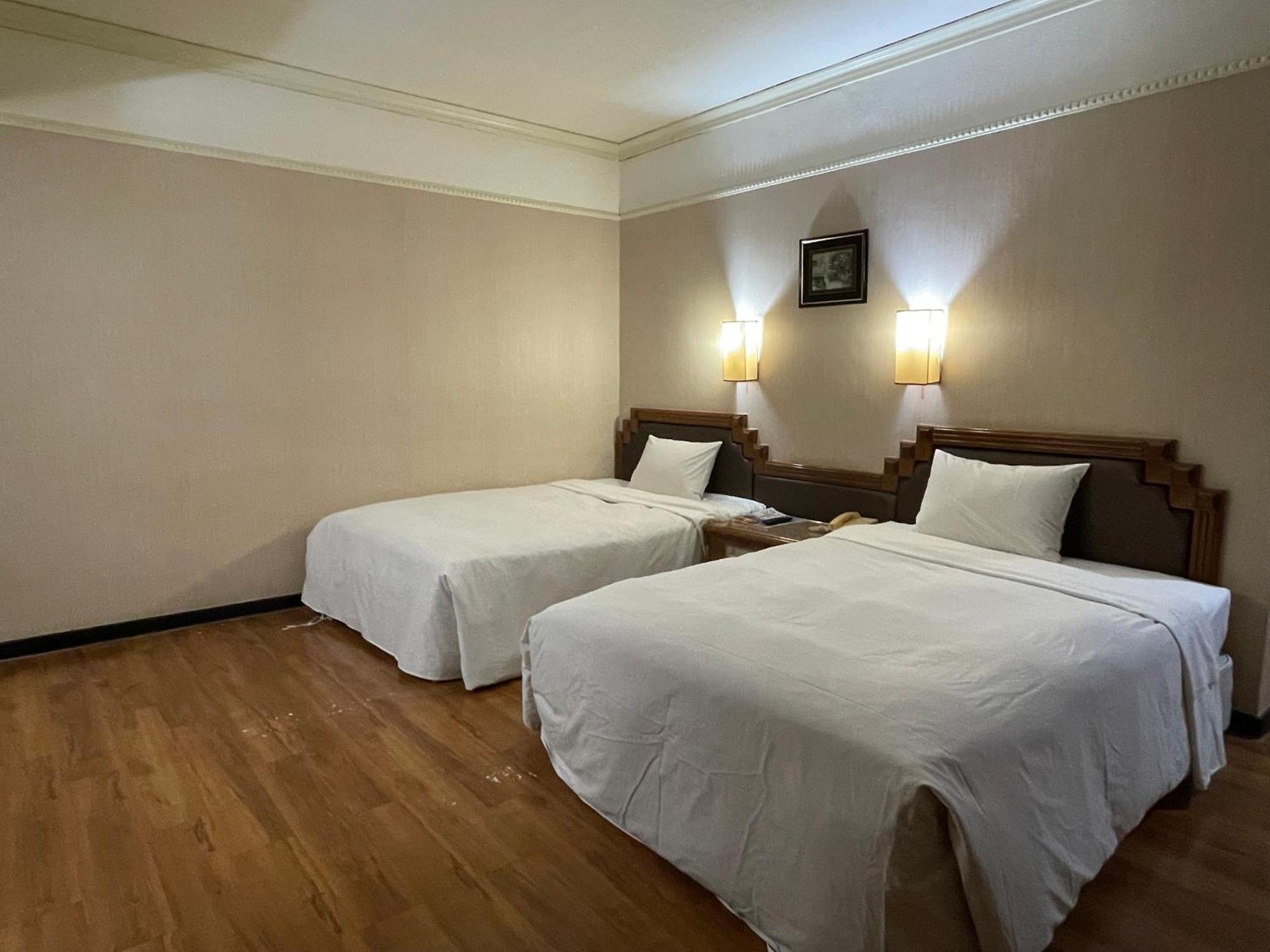 ทาเปง เบย์ ฮอลิเดย์ โฮเต็ล Hotel ตงกั่ง ภายนอก รูปภาพ