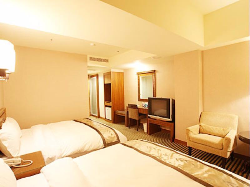 ทาเปง เบย์ ฮอลิเดย์ โฮเต็ล Hotel ตงกั่ง ภายนอก รูปภาพ