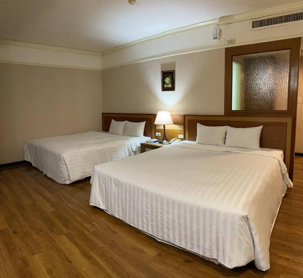ทาเปง เบย์ ฮอลิเดย์ โฮเต็ล Hotel ตงกั่ง ภายนอก รูปภาพ
